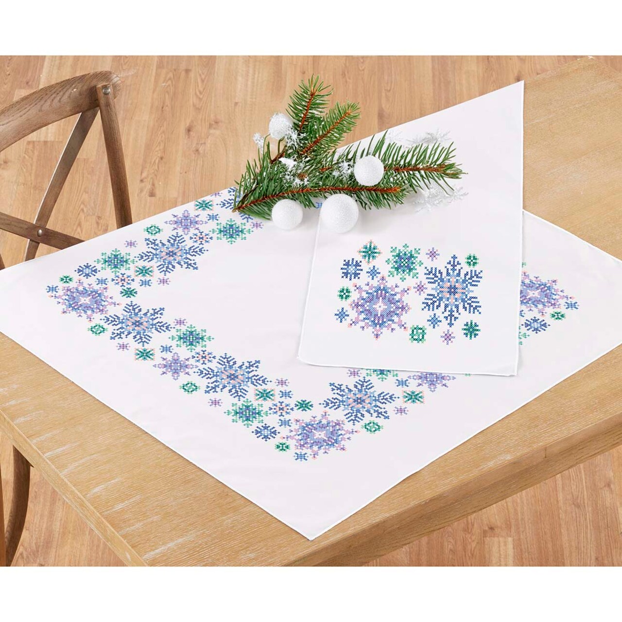 Herrschners Icy Snowflakes Topper & Runner Stamped Cross-Stitch